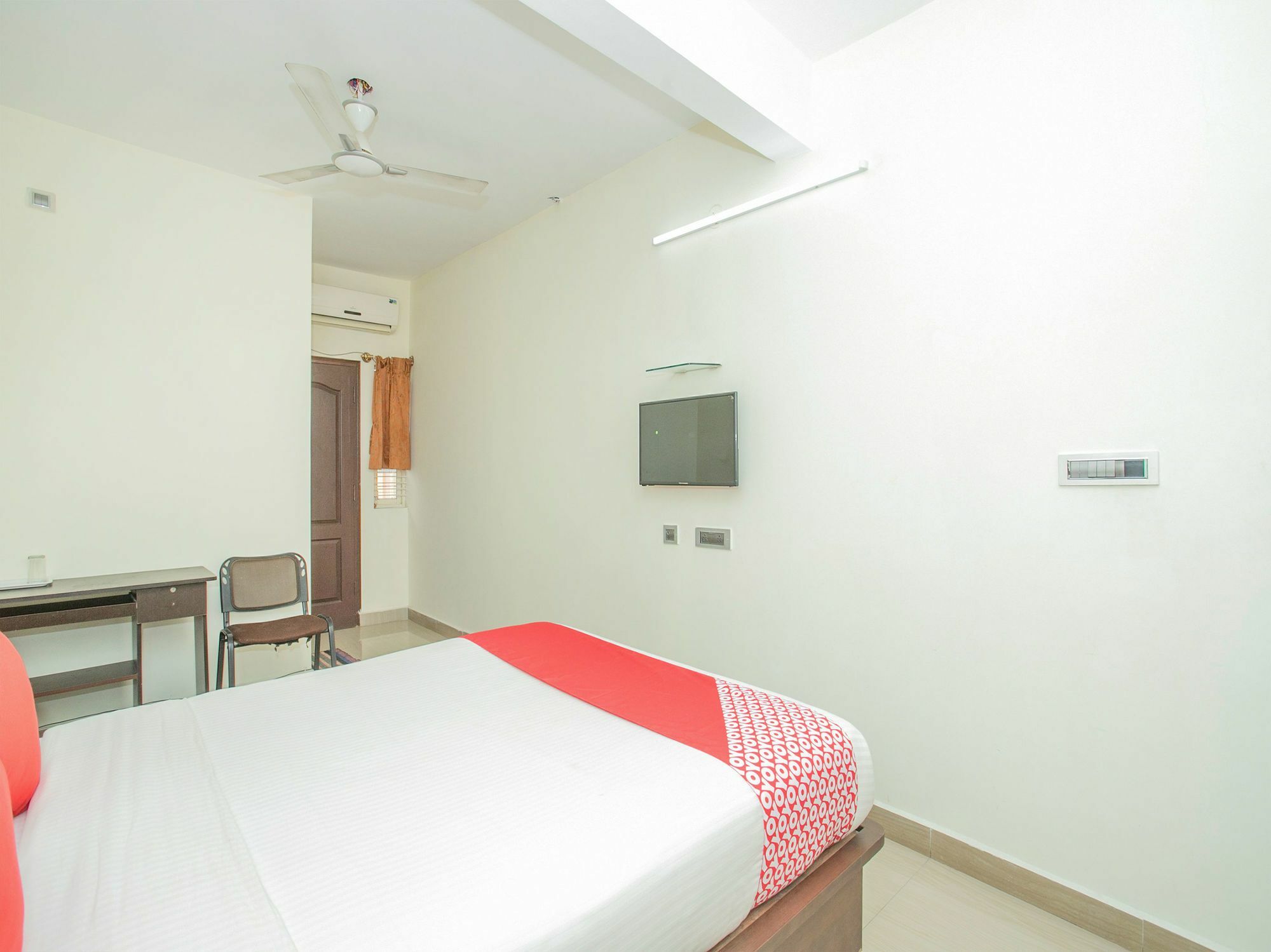 Oyo 13170 Victory Suites Bangalore Eksteriør bilde